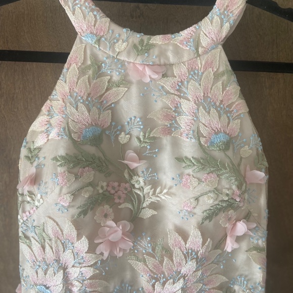 Eliza J Long Gown Embroidered with flower - Picture 3 of 9